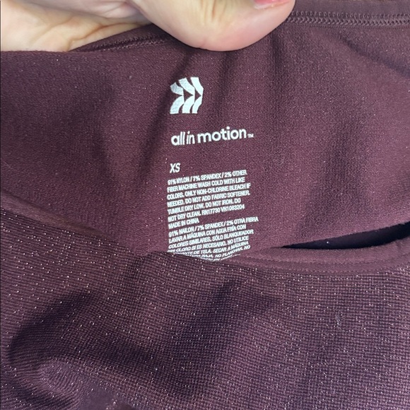All in Motion Burgundy Long Sleeve Crop Top - Picture 2 of 6
